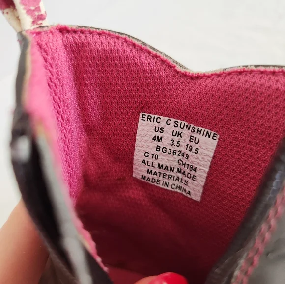 Eric Carlisle x Stride rite Hungry Caterpillar Boots toddler / baby size 4 - Picture 9 of 9